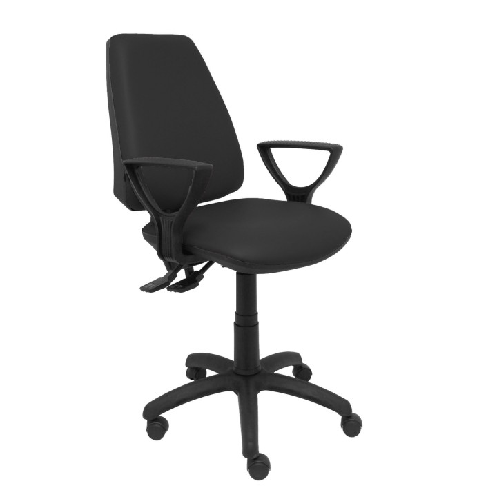 Piqueras y Crespo Silla Elche asincro similpiel negro con brazos fijos