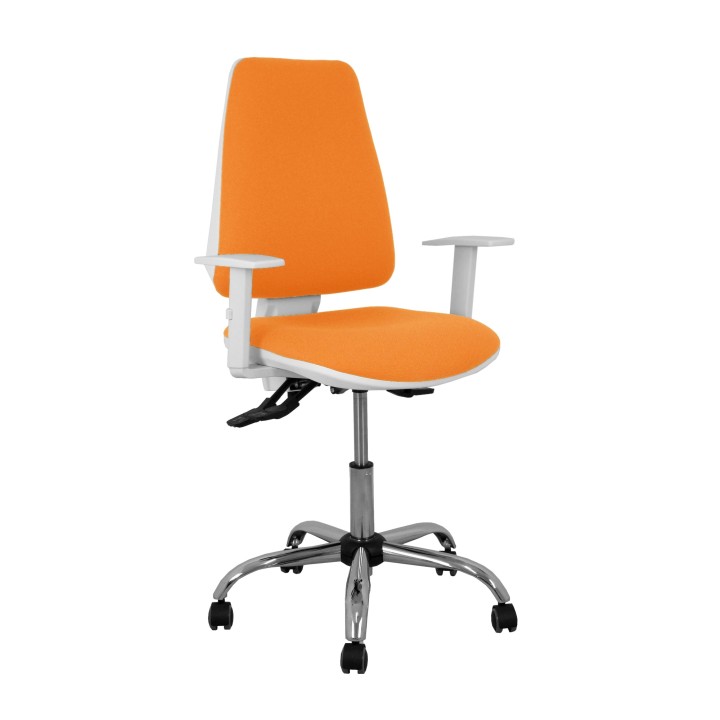 Piqueras y Crespo Silla Elche blanca asincro bali naranja brazos regulables ruedas de parqué