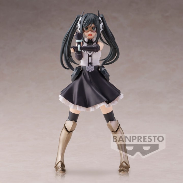 Figura Lady Black Shy 17cm