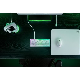 Razer RZ03-04981700-R3M1 teclado Juego USB QWERTY Inglés internacional Blanco
