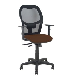 Piqueras y Crespo Silla Alocén traslack malla negra asiento bali marrón oscuro brazos regulables