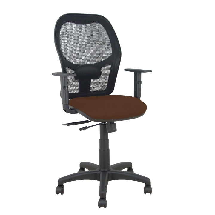 Piqueras y Crespo Silla Alocén traslack malla negra asiento bali marrón oscuro brazos regulables