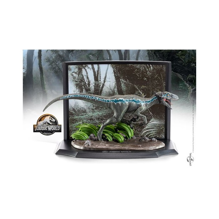 Figura Jurassic World Blue 8CM