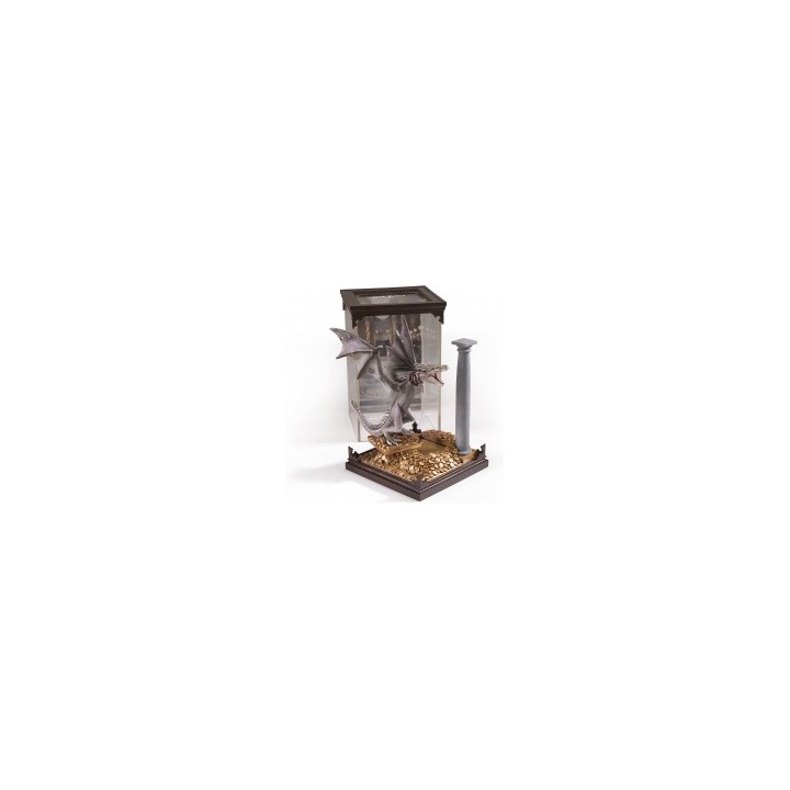 Figura Ukrainian Ironbelly - Criaturas Mágicas - Figura 20 Cm