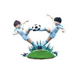 Figura de resina Capitan Tsubasa Estatua de resina golden twin shot