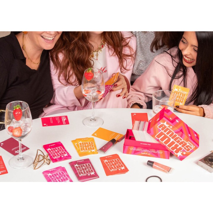Juego Amigas Mix español