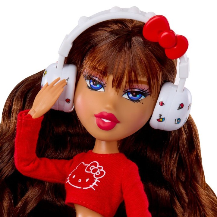 Muñeca Yasmin Hello Kitty Bratz