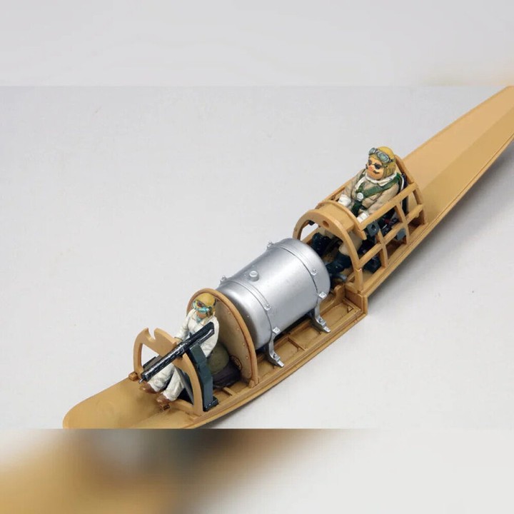 Maqueta Model Kit Savoia S.21F ver.2 Seaplane + Figura Gina Porco Rosso