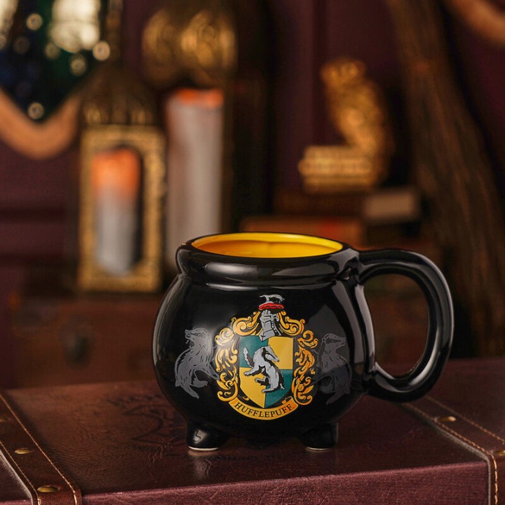 Taza Caldero Hufflepuff Harry Potter