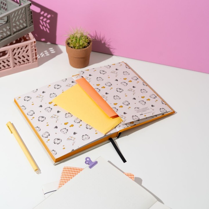 Cuaderno A5 premium Garfield