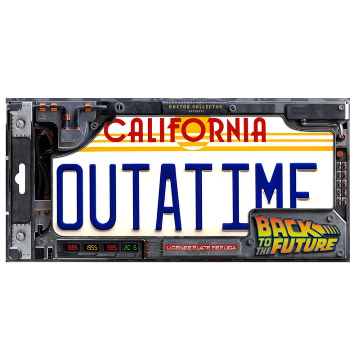 Replica matricula DeLorean Outatime Regreso al Futuro