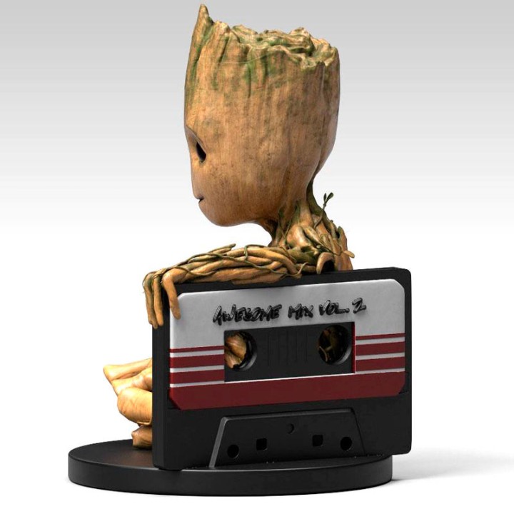 Figura hucha Baby Groot Cassette Guardianes de la Galaxia 2 Marvel